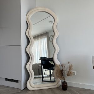 Wavy Mirror Off White Round